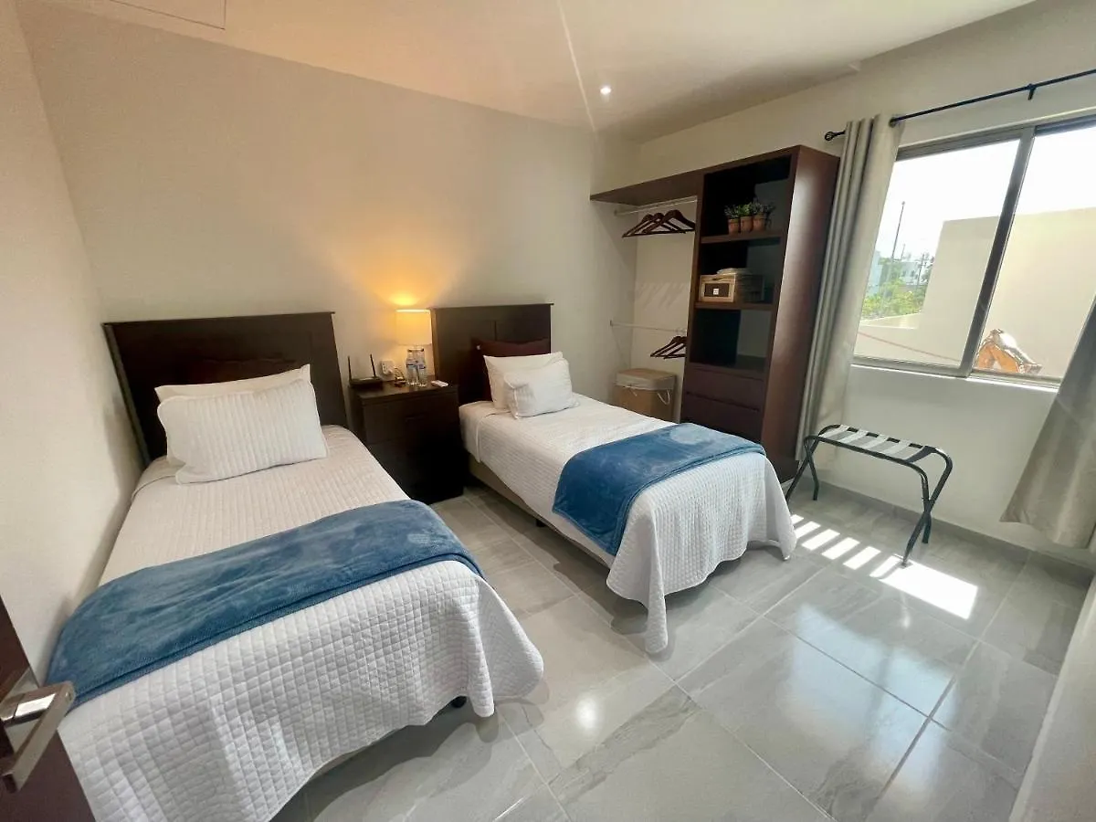 Tropical Modern Condo - Amazing Pool! Cancun Mexico