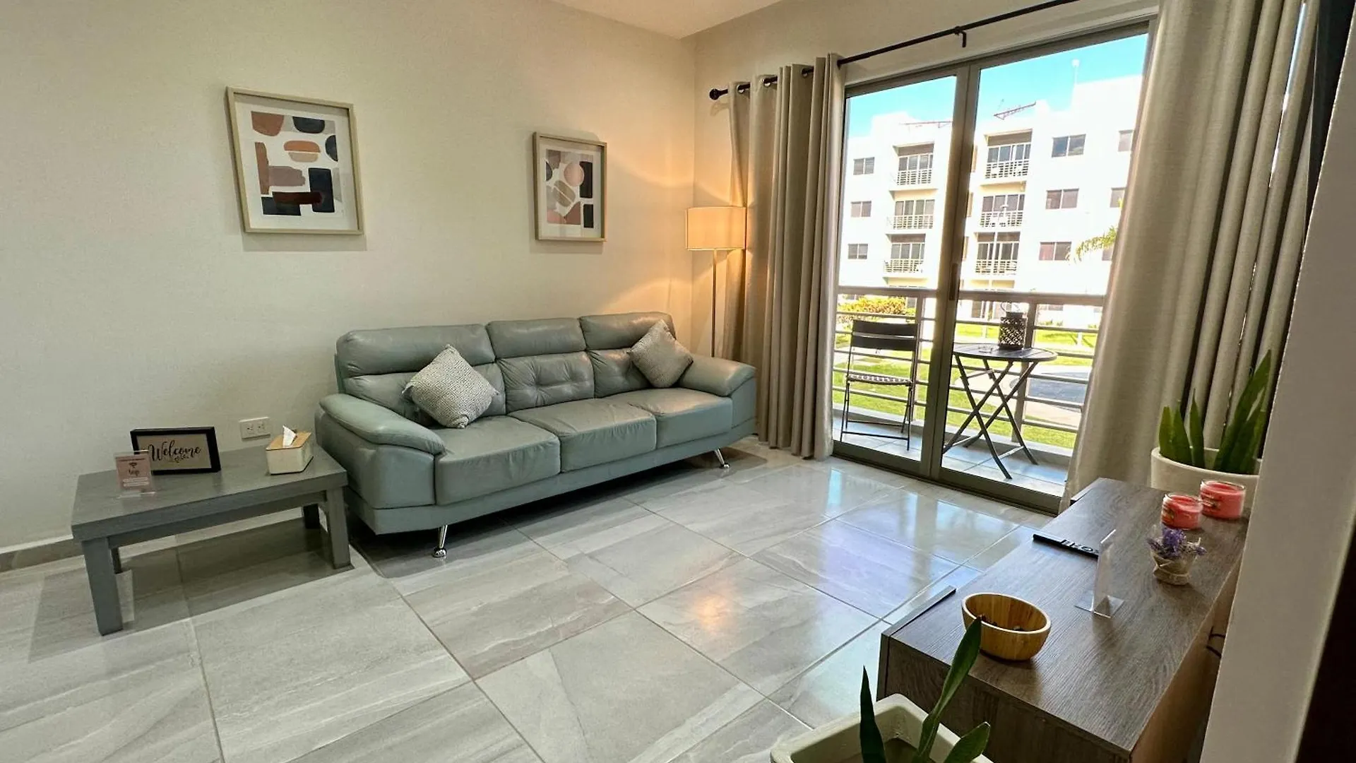 Tropical Modern Condo - Amazing Pool! Cancun